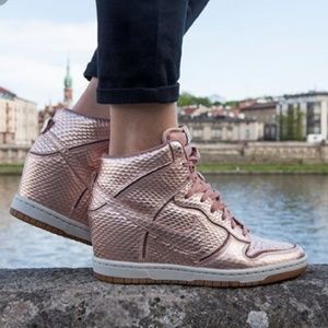 nike dunk sky hi rose gold